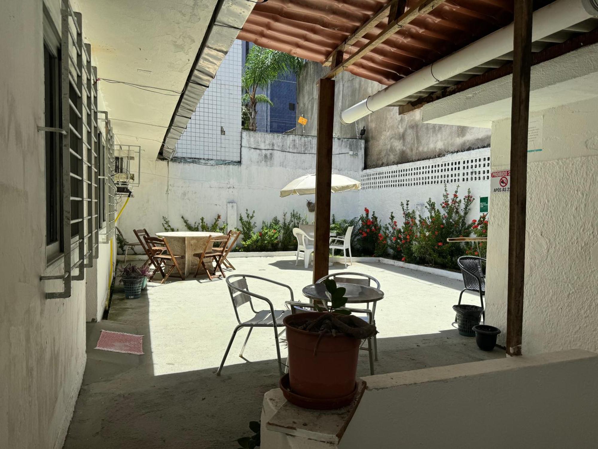 Casa Inn *